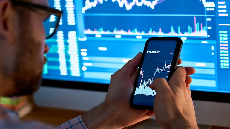 68352ffbbecf9.1748316155.20250510033600_sensex_nifty1